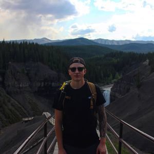 Meet your Posher, Grayson